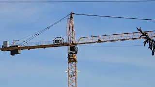 Tower Crane - PCL Construction