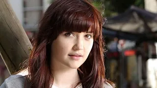 EastEnders  - Jacqueline Jossa's First Appearance As Lauren Branning (27th September 2010)