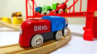 Brio Wooden Railway ☆ Cute Train & Circular Bridge Course