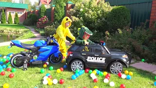 Kids ride on Toy Cars and Pretend Play with Colored Balls