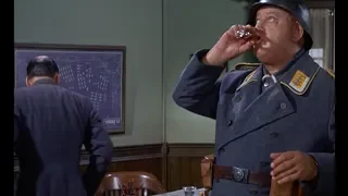 Schultz Saved from the Russian Front - Hogan's Heroes - 1968
