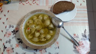 Готовим быстрый суп из пельменей. Секретный рецепт борьбы с голодом)))