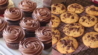 Chocolate cupcakes and cookies 😍 Recipe By Chef Hafsa