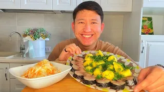 МУКБАНГ СКУМБРИЯ С КАРТОШКОЙ🤤 КВАШЕННАЯ КАПУСТА MUKBANG POTATOES WITH MACKEREL NOT ASMR