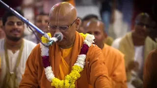 World Best Ecstatic Kirtan By HH Lokanath Swami Maharaj ||kirtan