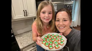 Green Eggs & Ham Pretzel Candy | What to make for Dr. Seuss's Birthday | Cat in the Hat treats