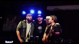 Jensen Ackles singing "Wagon Wheel" with Rob Benedict, Jason Manns and Richard Speight Jr