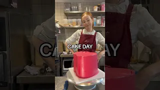 Cake day in the bakery 👋🏼 #bakeryowner