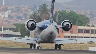 Bombardier crj-200 BoA aterrizaje en cochabamba.