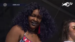 Cupcakke - CPR (Live Lollapalooza Chicago 2017 - Charli XCX show)