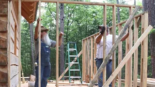 Raising the Kitchen Walls, Paradise Point - Ep 16