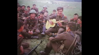 Coro del Ejercito Rojo - Permaneceremos en las Canciones (Subtitulado en Español)