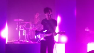 The 1975 // GIRLS // (Live at Rapids Theatre)