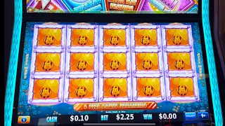 DOWN TO $0.10 CENTS AND THIS HAPPENED! FULL SCREEN OF HATS +! HUFF N MORE PUFF SLOT MACHINE! #slots