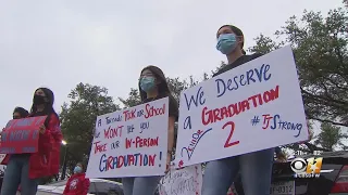 Dallas ISD Students Protest Virtual Graduations In Front Of Admin Building