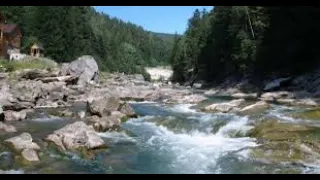 Карпати. Річка Прут у Яремче  Карпаты. Река Прут в Яремче  Carpathians. Prut River in Yaremche