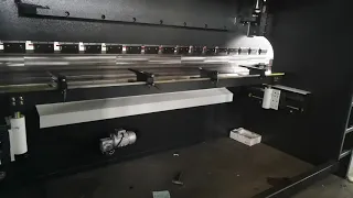 Cheap ESTUN E22 System WC67K 200T4000 CNC bending machine.