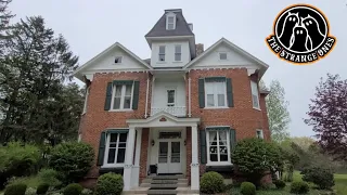 Old house tour 1889 Victorian Gothic brick Home 🏰🦇 #oldhouses #victorian #housetour