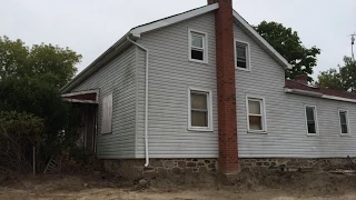 Exploring an Abandoned House in Hampton -Ontario