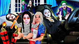 A WANDA DA FAMILIA ADDAMS VIROU UM BEBÊ CHORÃO FICOU PRESA NO CARRO E FOI EM UMA FESTA ESCONDIDA!