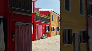 a must do in Venice 😘 #travelitaly #venice #burano #italy