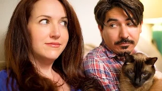 Weird Things Pregnant Couples Do With Their Cats