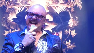 Geoff Tate - Gonna get close to you.Monsters of Rock Cruise. 2022.