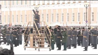 Russia Holds Military Parade to Mark 75th Anniversary of End of Siege of Leningrad