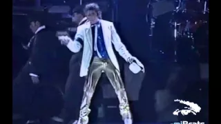 Michael Jackson - 'Smooth Criminal' live in Malaysia, 1996