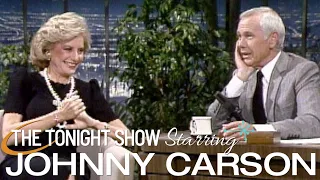 Barbara Walters Turns the Interview Around on Johnny | Carson Tonight Show