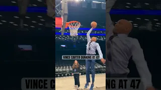 Vince Carter dunking at 47 years old EASY #teamflightbrothers