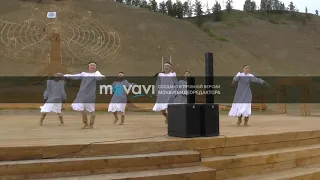 Якутский танец "Чэмэлиинэ"
