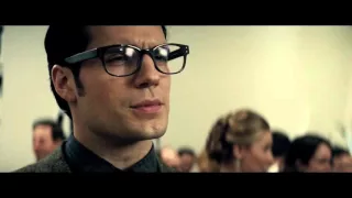 Batman v Superman trailer (spoiler free fan edit)