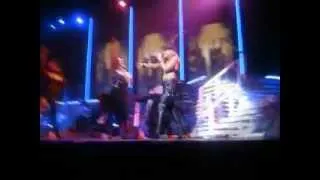 Anastacia - Left Outside Alone (Heavy Rotation Tour - Live in Lisbon)