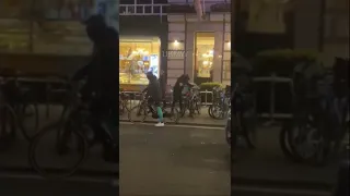 Bike Theft UK : Angle Grinder & People Walk Past | Oxford St , London 🇬🇧