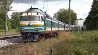 Дизель-поезд ДР1А-228 отправяет от депо Таллин-Вяйке / DR1A-228 departing from Tallinn-Väike depot
