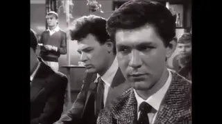 Улицы ждут пустые... - Владимир Трошин (из к/ф «Первый троллейбус», 1963)