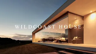 Minimalist Rectangle Module Home Design To Take In Sweeping Coastal Views