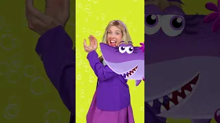 Baby Shark Family 🦈 Doo doo do do doo! #shorts #babyshark #kidssongs