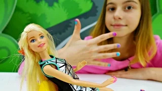 Видео игры с Плей До - Маникюр для куклы Барби