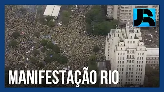 Protestos no Rio tomam a região do Comando Militar do Leste