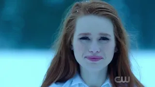 Riverdale 1x13 Archie saves Cheryl Cheryl tries to kill herself and almost dies2