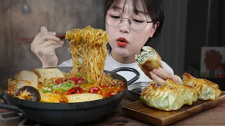 ASMR SPICY INSTANT NOODLES WITH SOFT TOFU AND FRIED DUMPLINGS🍜🥟 | COOKING & MUKBANG | EATING SOUNDS