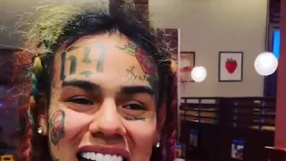 6ix9ine mimics Kodak Black