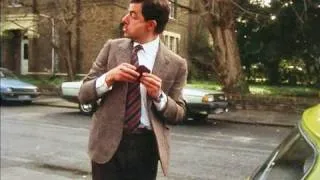 Car keys | Mr. Bean Official