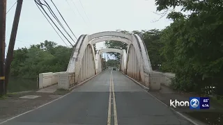 Crews begin repairs on Haleiwa's Rainbow Bridge