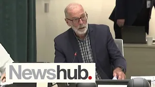 Fiery scenes as Auckland Council agrees to partial sale of Auckland Airport shares | Newshub