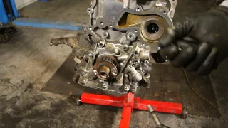 How to replace Ford  Zetec engine oil pump