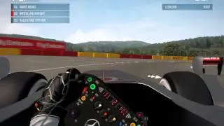 Very long side by side fight on F1 2013 - Online multiplayer