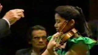 Sarah Chang: Mendelssohn Violin Concerto Mvt.1 Part1